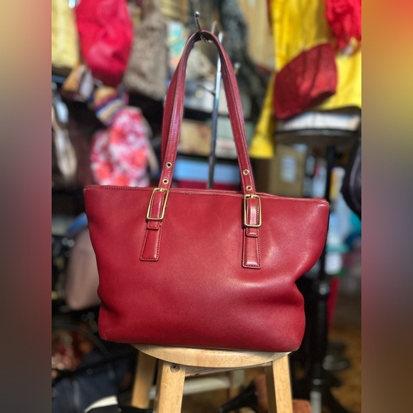 Coach Handbags - 1992 Coach TRUE VINTAGE Red Legacy Market Tote​